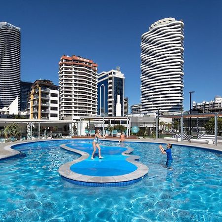 Ultiqa Beach Haven On Broadbeach Gold Coast Exterior foto