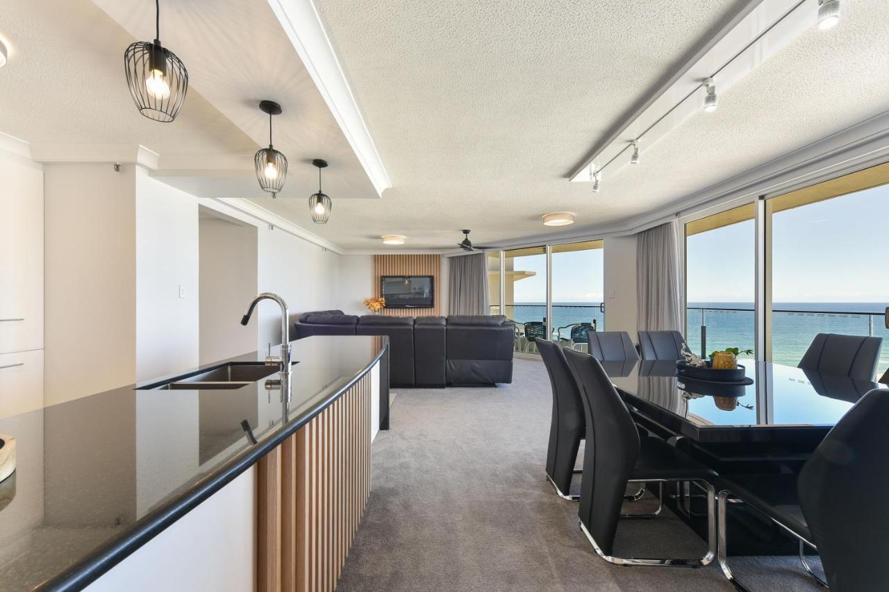 Ultiqa Beach Haven On Broadbeach Gold Coast Exterior foto