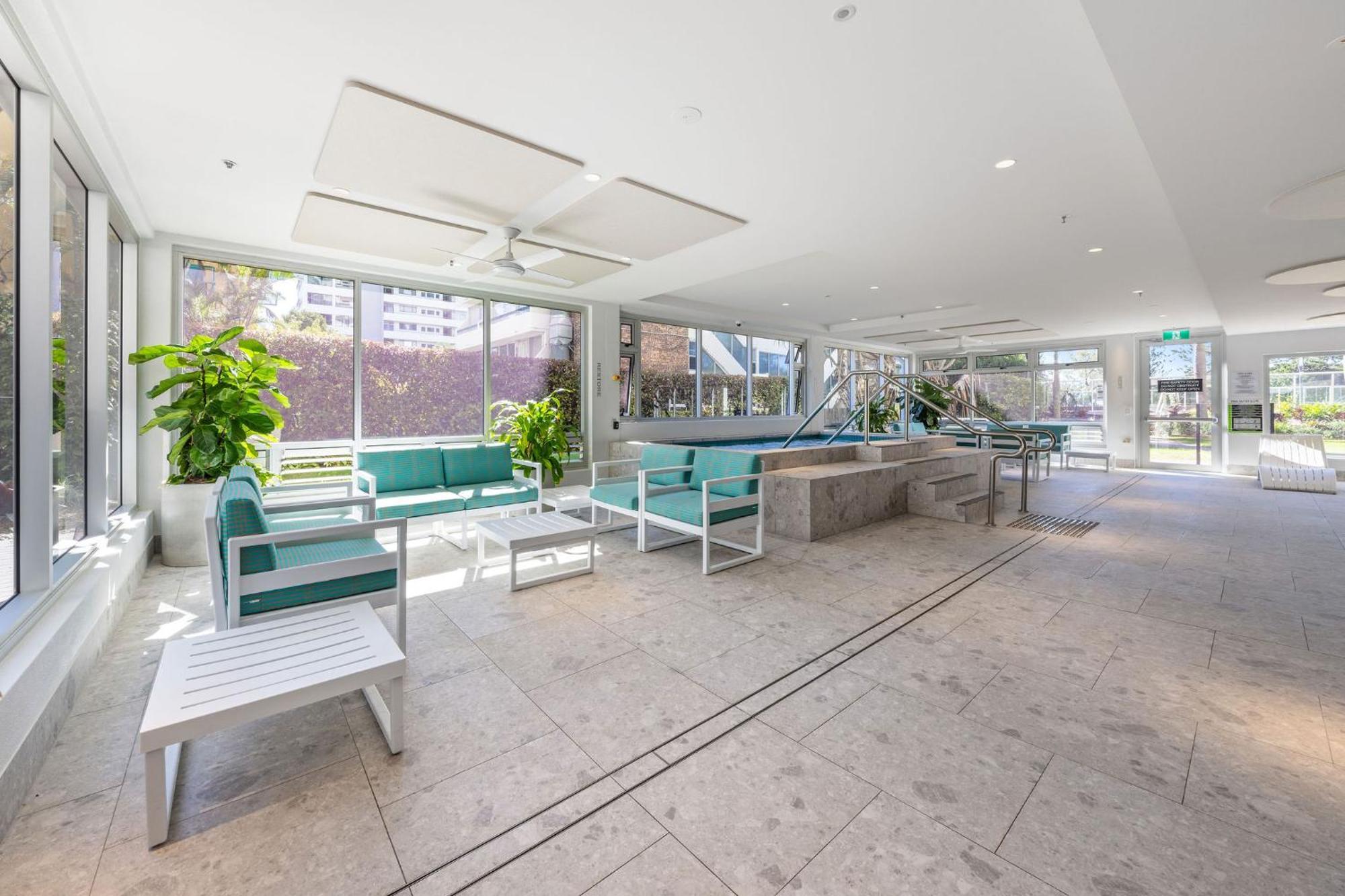 Ultiqa Beach Haven On Broadbeach Gold Coast Exterior foto